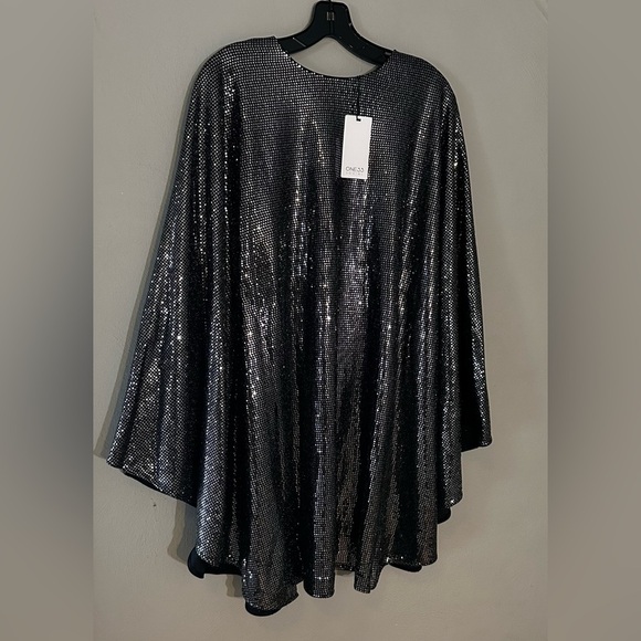 One33 Social Metallic Cape Sleeve Mini Dress Size 4 NWT | Glam Party Dress - Picture 8 of 10